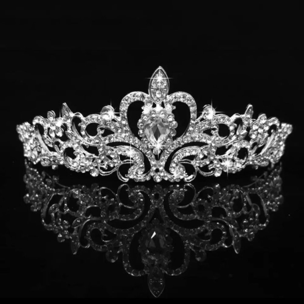 ✨Gorgeous Crown Tiara with Shiny Rhinestones